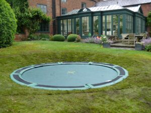 Trampoline