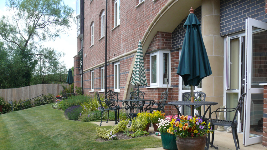 Commercial Maintenance Joules Court in Stone | Blue Iris Landscapes Commercial Maintenance Joules Court in Stone